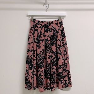 H&M Jacquard Skirt w/ Pockets!